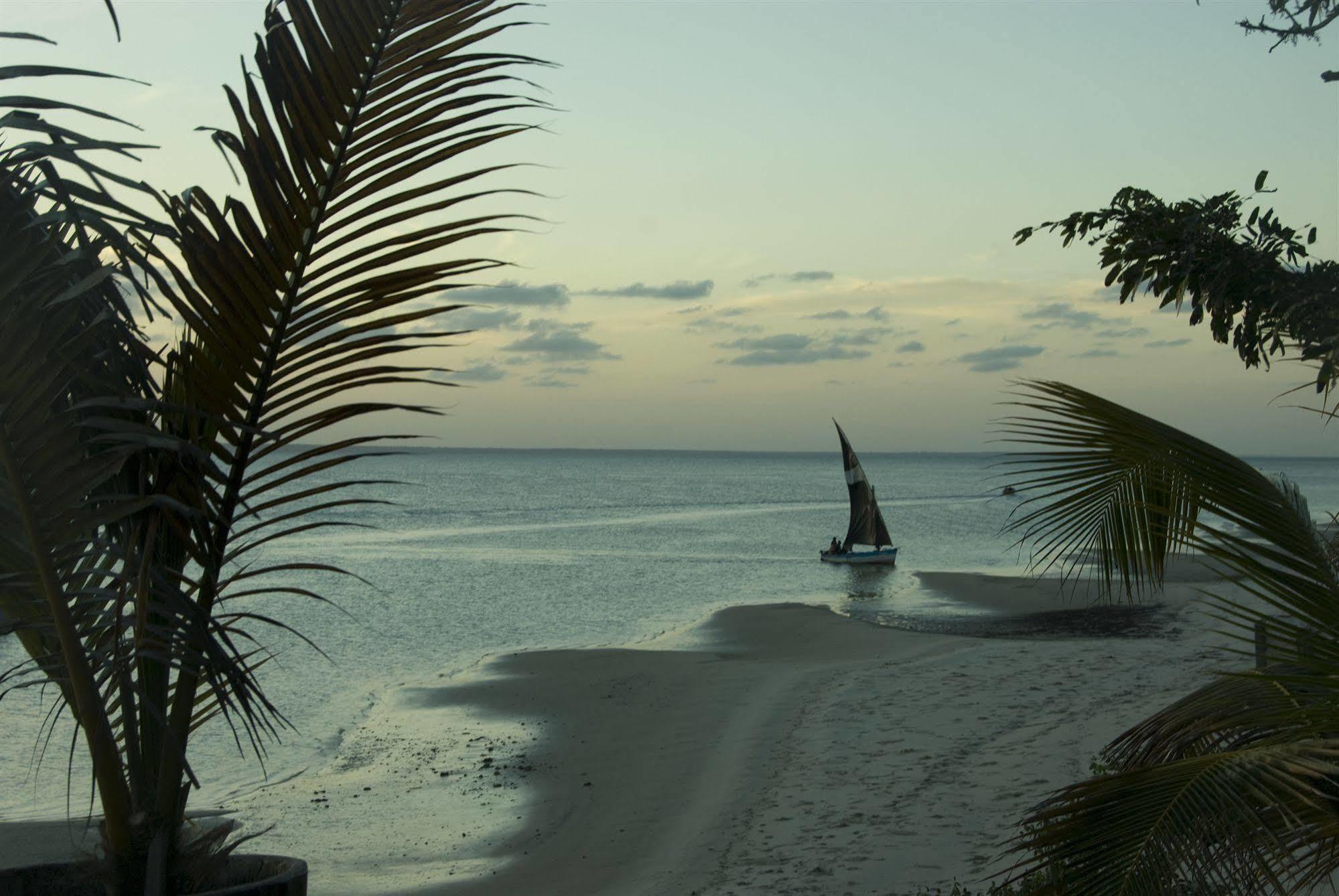 Dugong Beach Lodge Vilanculos Exterior foto